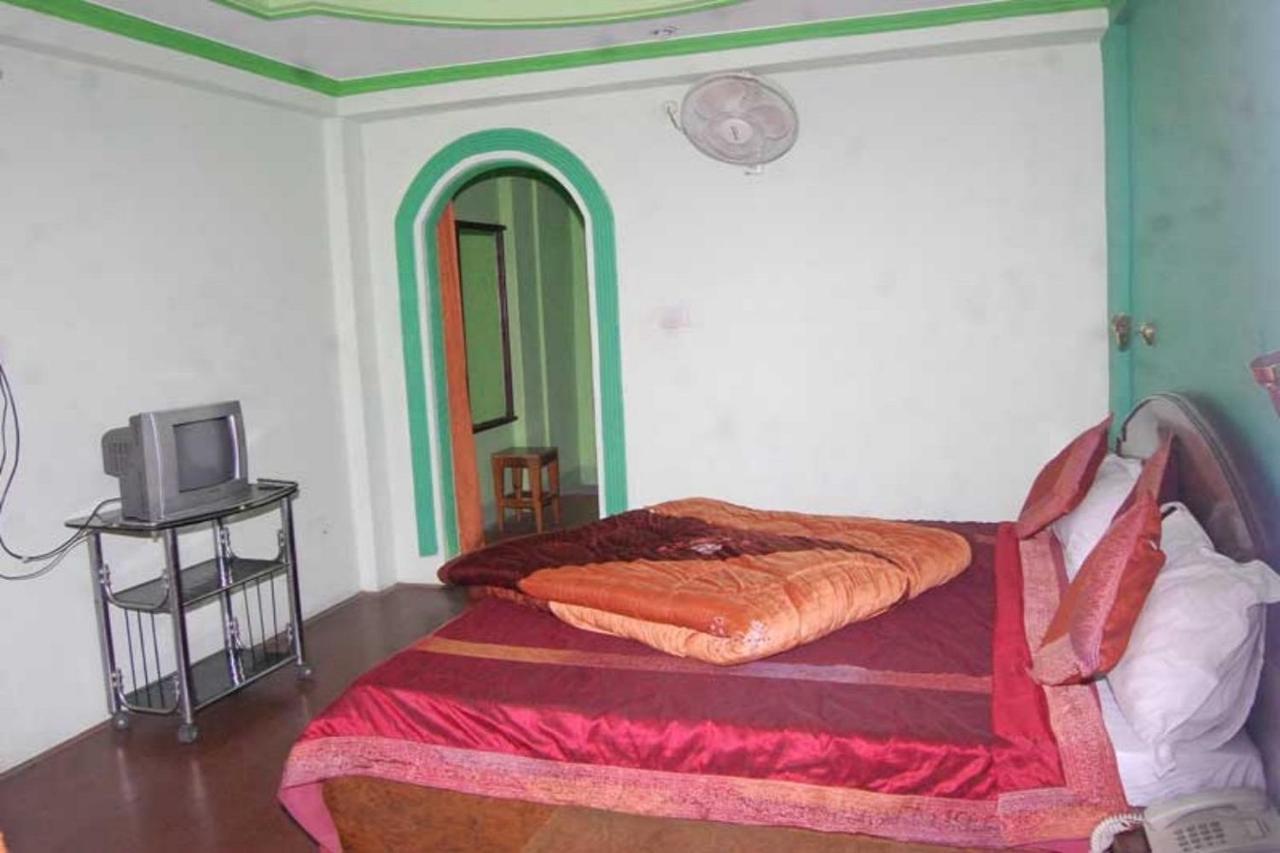 Goroomgo Hotel Shivay Near Kausani Chouraha - Mountain View - Excellent Customer Service Экстерьер фото